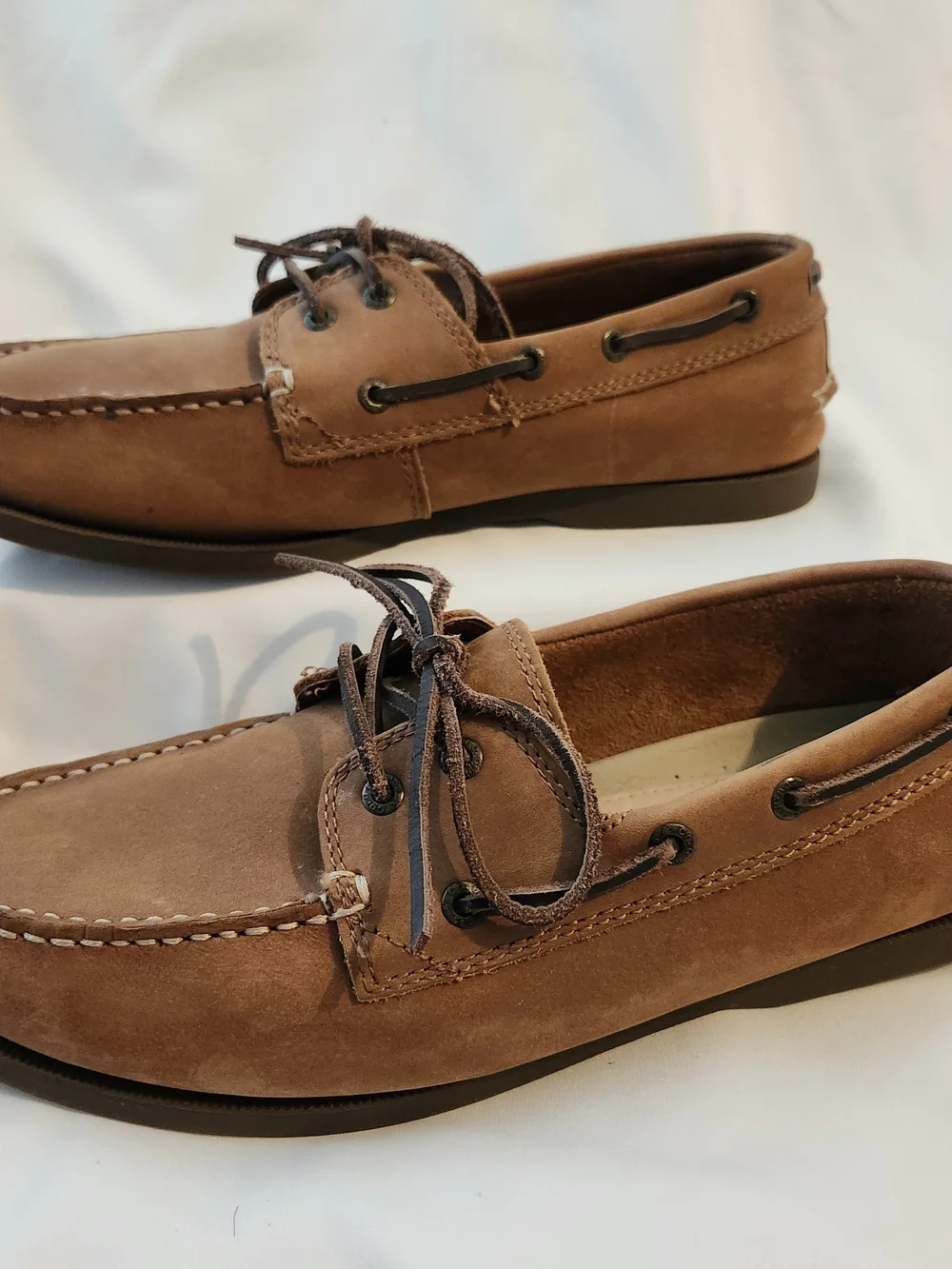 G.H. Bass & Co. Size 10.5 Tan Leather Suede Moc Toe Boat Shoe Loafer Luxe Chic